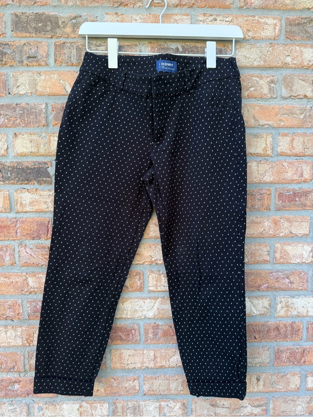 Old Navy Black Dot-Print Pixie Pant